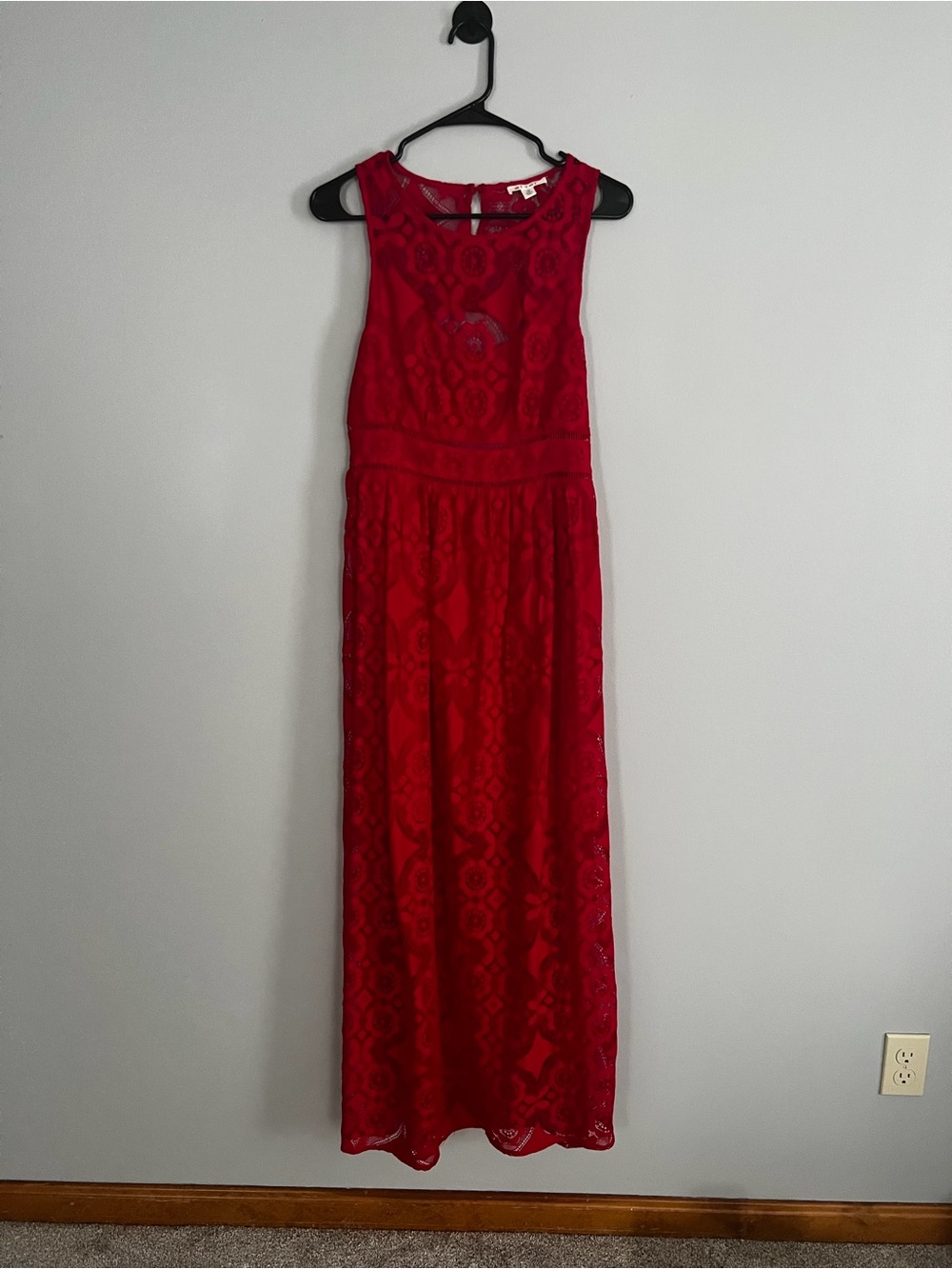 Mi Ami Marin Red Floral Lace Open Back Maxi Dress M